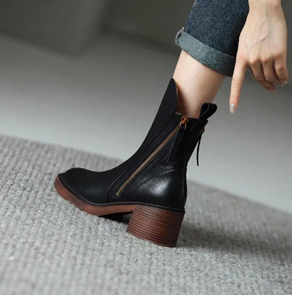 Charlotte | Elegant leather ankle boots with block heels