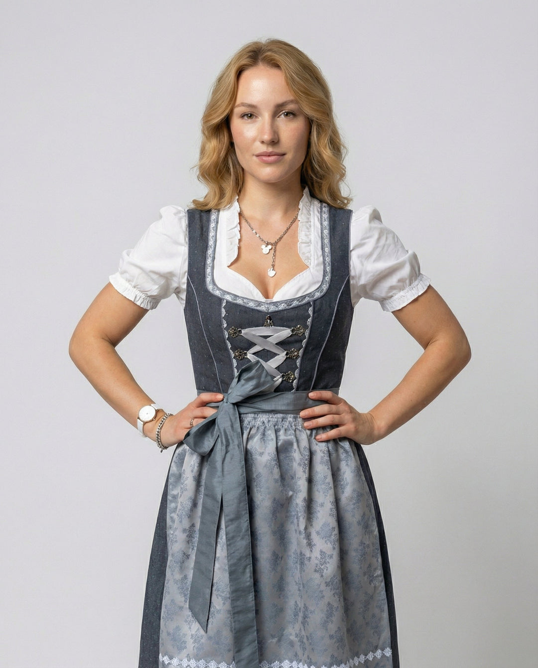 Sophie | Elegantes Und Traditionelles Dirndl Kleid Für Das Oktoberfest