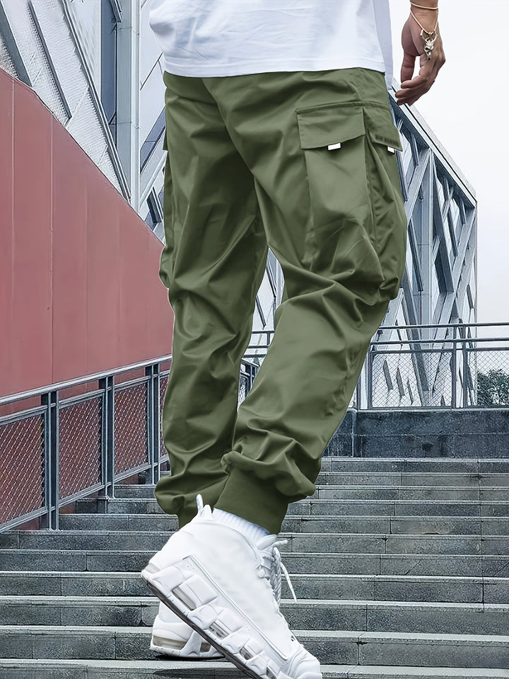David | Modern and Functional Cargo Pants