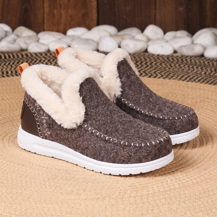 Stitch | Winter Slip-On Boots – Bequeme Fleece-Linie für Frauen