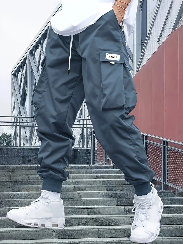 David | Modern and Functional Cargo Pants