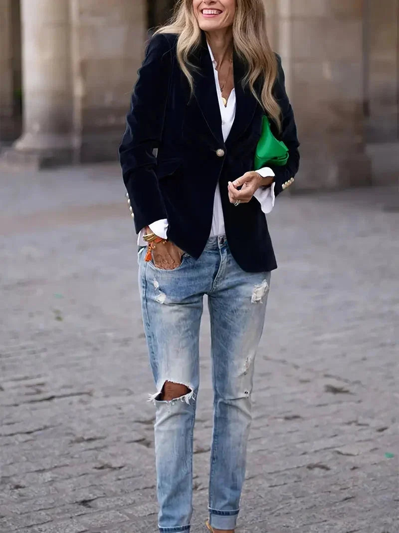 Sophie | Luxurious and Elegant Velvet Blazer