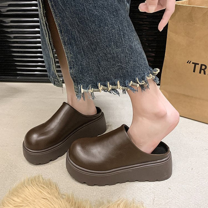 Laura | Elegant Platform Clogs with a Modern Statement Look