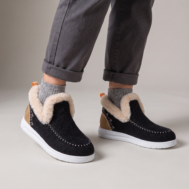 Stitch | Winter Slip-On Boots – Bequeme Fleece-Linie für Frauen