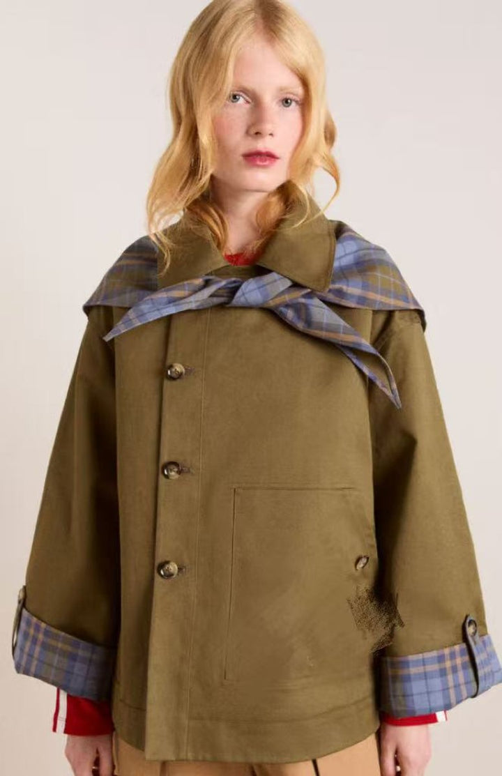 Maisie | Oversized trench coat with a checked collar