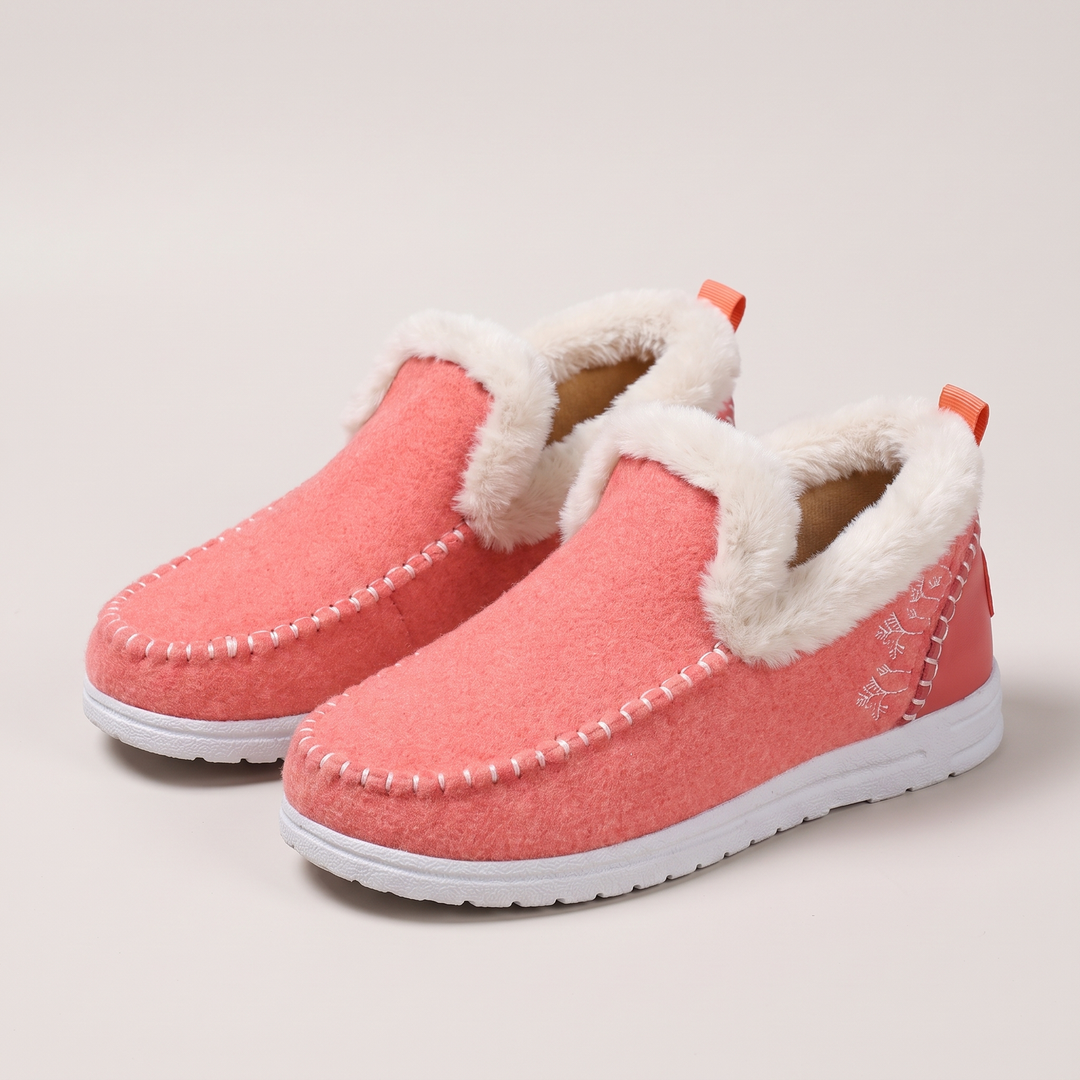 Stitch | Winter Slip-On Boots – Bequeme Fleece-Linie für Frauen