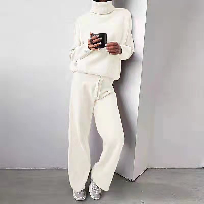 Elena | Elegant and Cozy Two-Piece Set with Turtleneck
