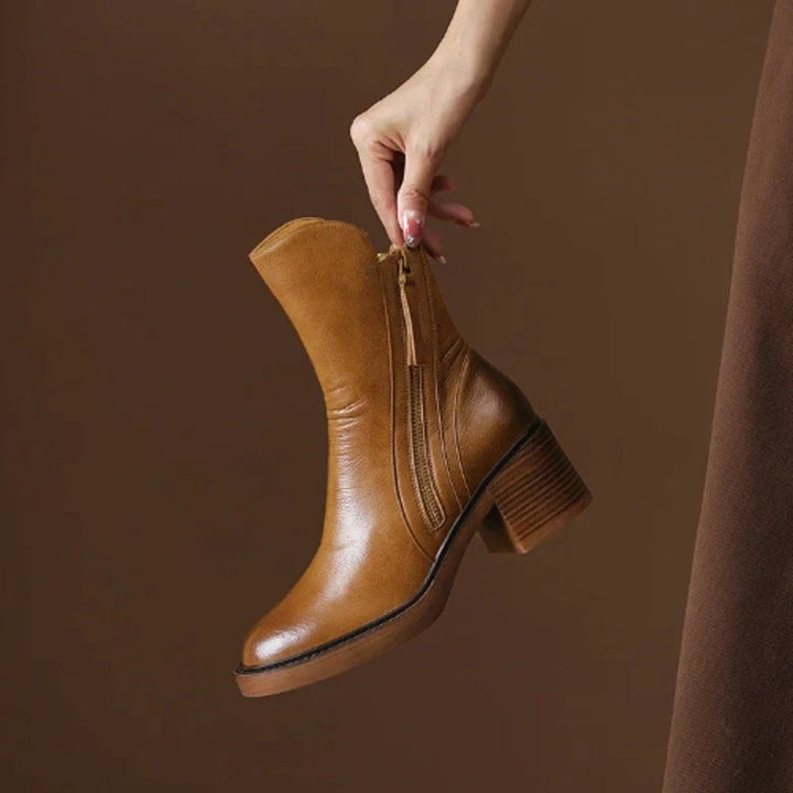 Charlotte | Elegant leather ankle boots with block heels