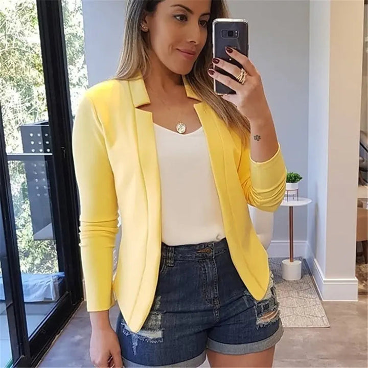 Jennifer | Versatile and Stylish Year-Round Blazer