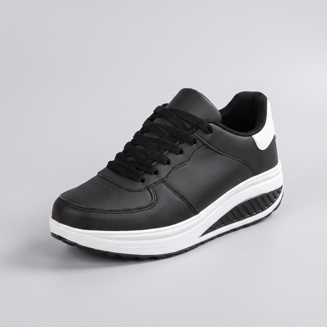 Chloe | Lace-Up Sneakers – Sportlicher Komfort für jeden Tag