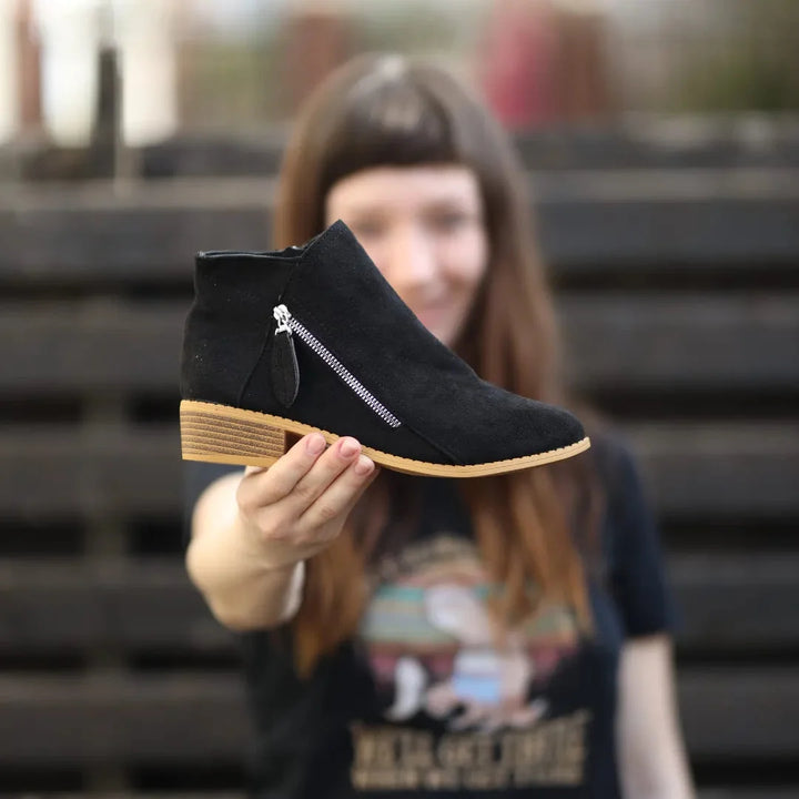 Daniela | Elegante Und Moderne Quasten Stiefeletten