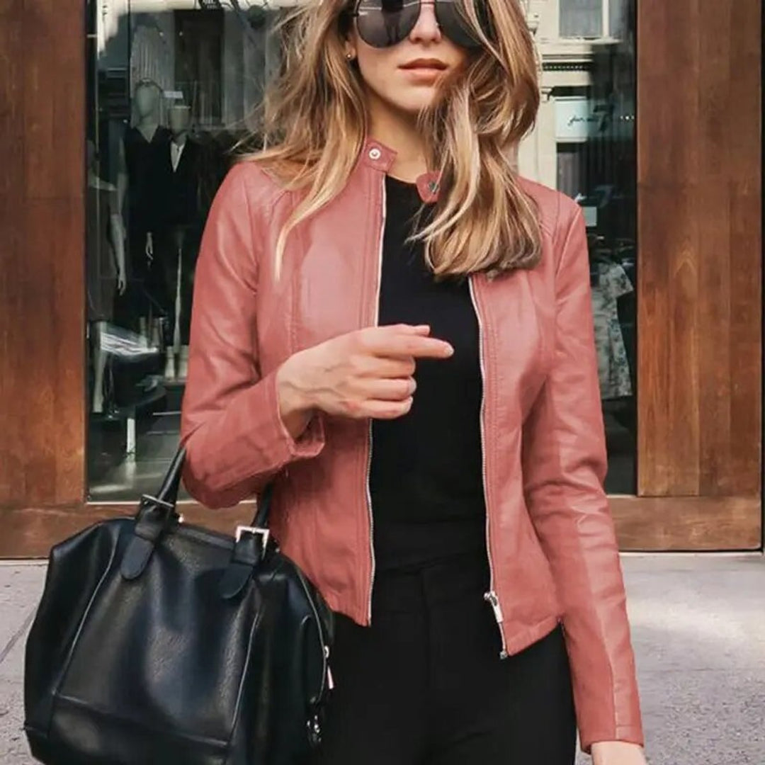Phoebe | Slim-Fit Faux Leather Jacket – Stylish Cropped Design for Women