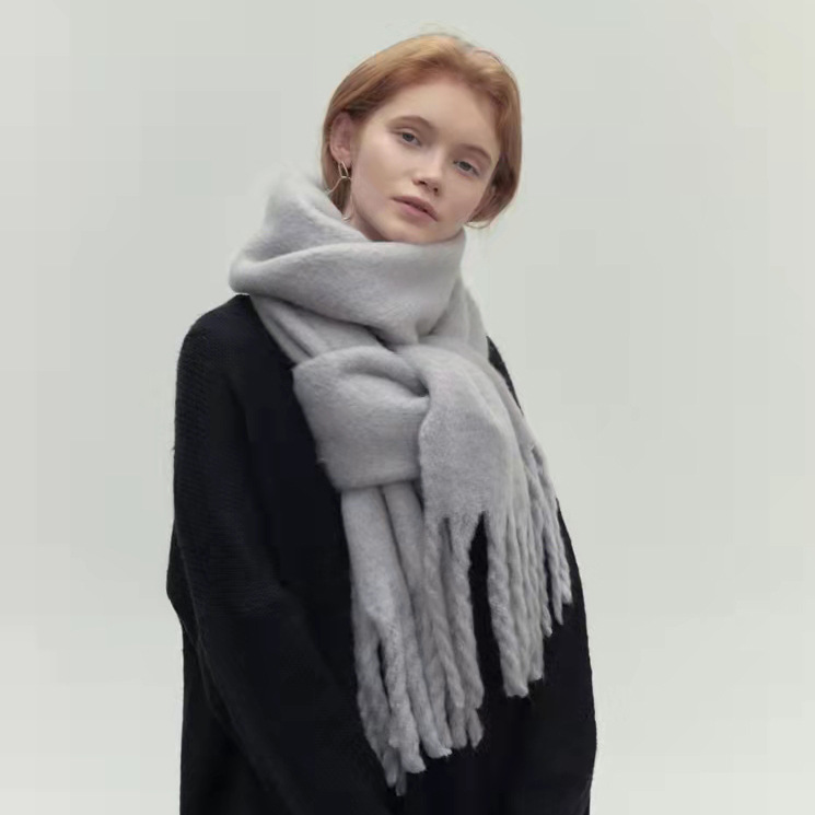 Drune | Wool Scarf – Luxurious Soft Wrap for Women