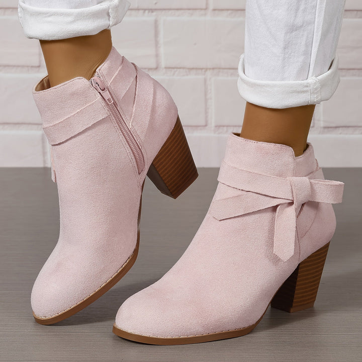 Lea | Elegant and Modern Ankle Boots with Bow Detail