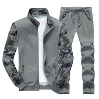 Noah | Urbaner und Sportlicher Camouflage Trainingsanzug