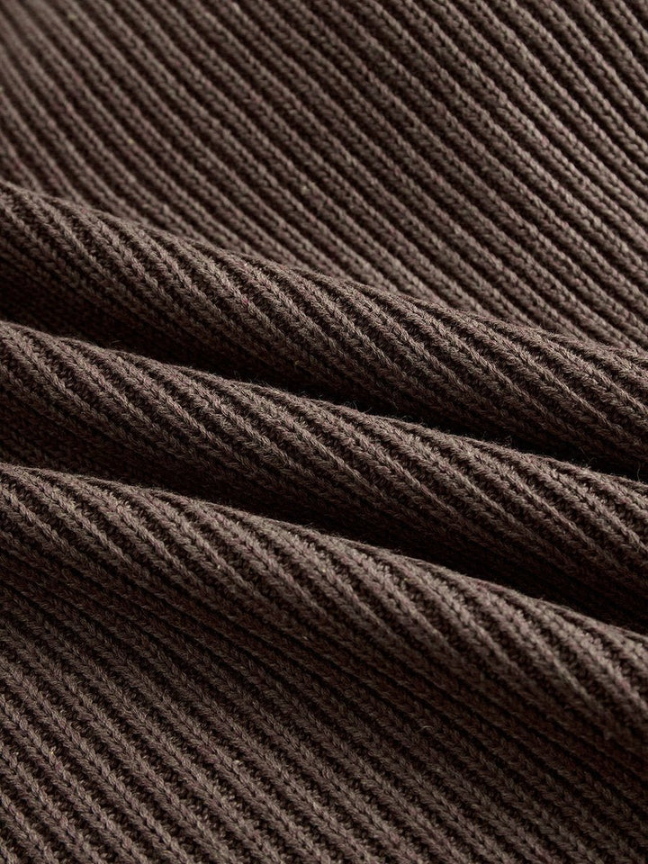 Leonie | Rollkragen Strickkleid mit Rüschen für Damen