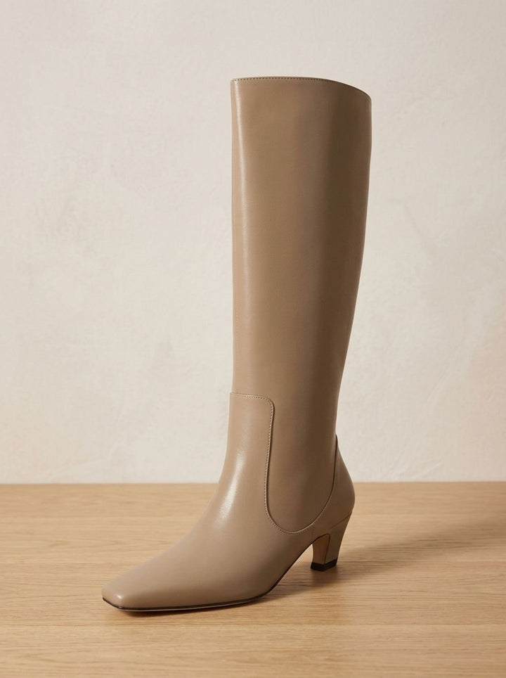 Scarlett | Kniehohe Stiefel – Eleganter quadratischer Zeh für Damen