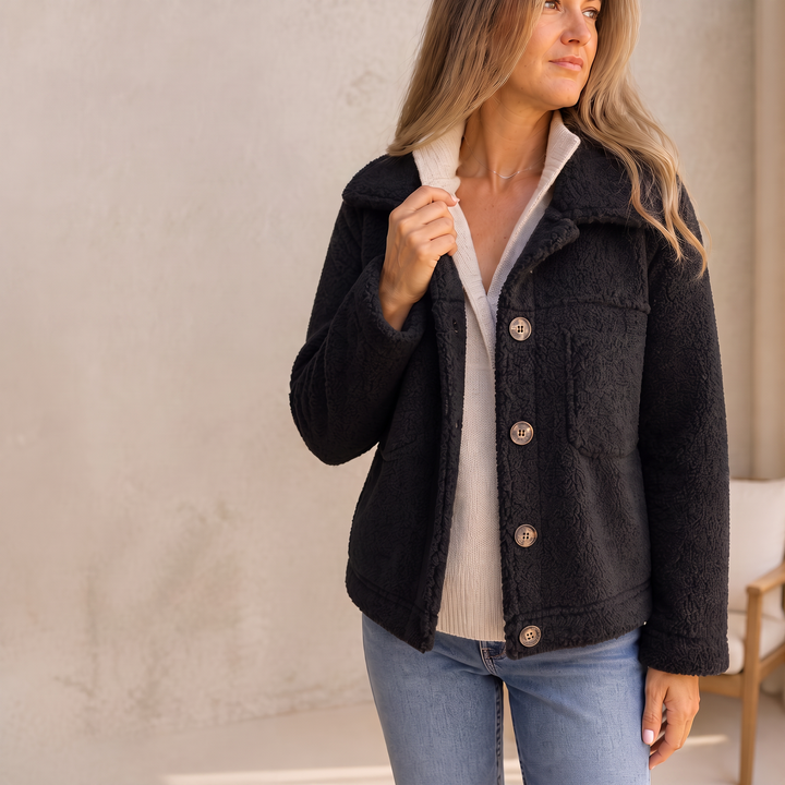 Ariane | Curly Faux-Fur Jacket – Versatile Look für jeden Anlass