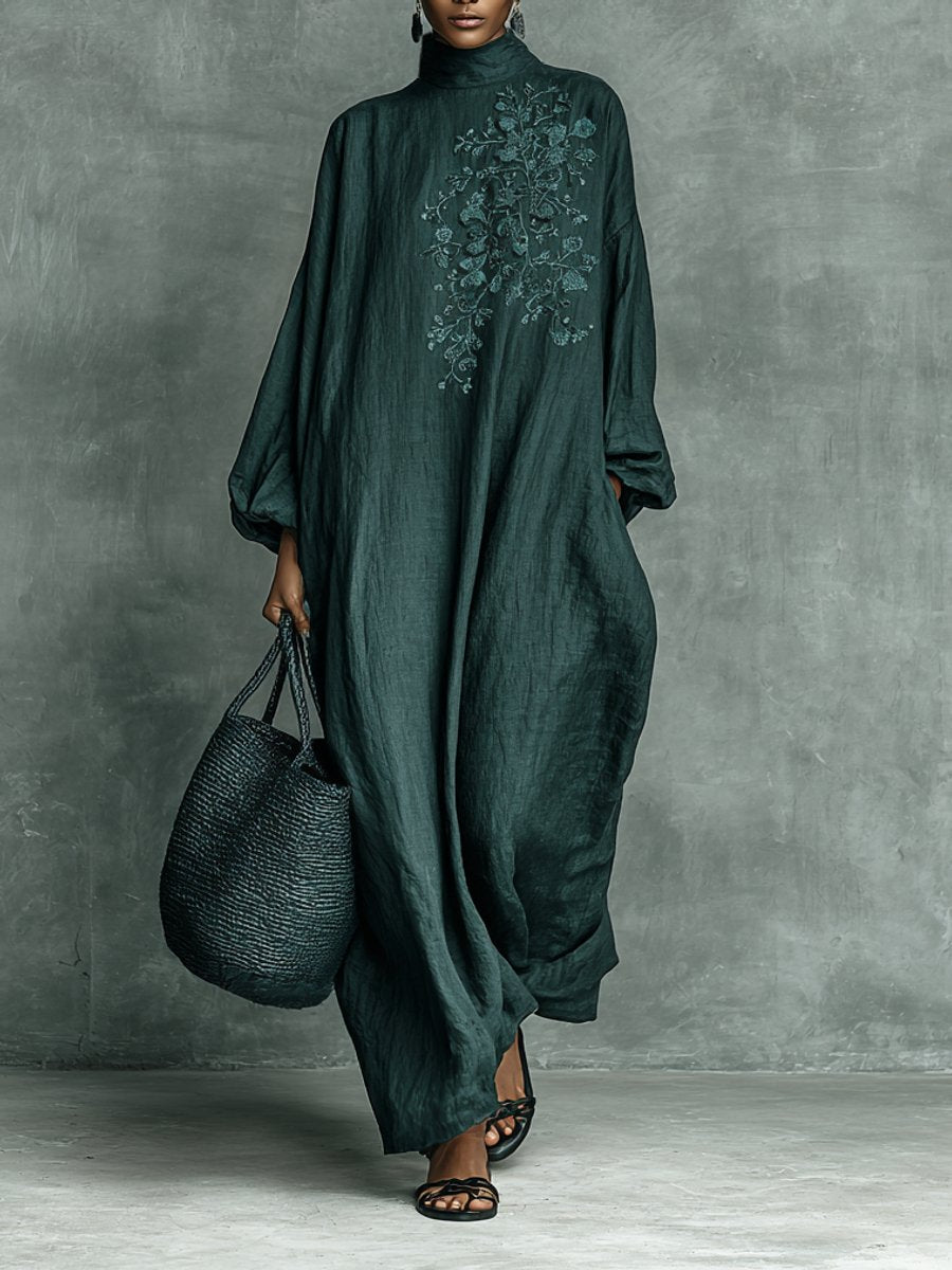 Helena | Besticktes Langarm-Maxikleid mit elegantem Stehkragen