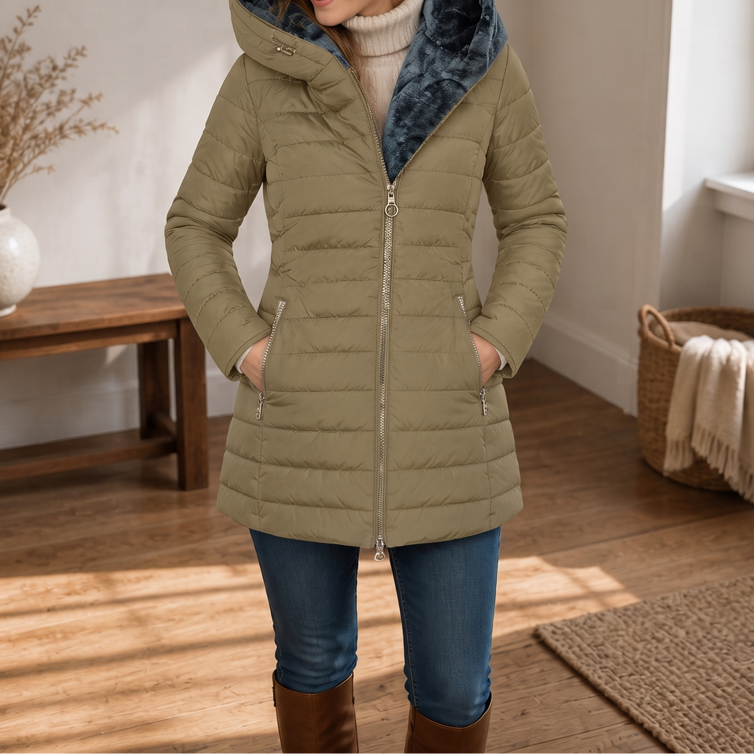 Wintervale | Plush-Lined Hooded Longline Puffer Coat – Warm und Chic für den Winter