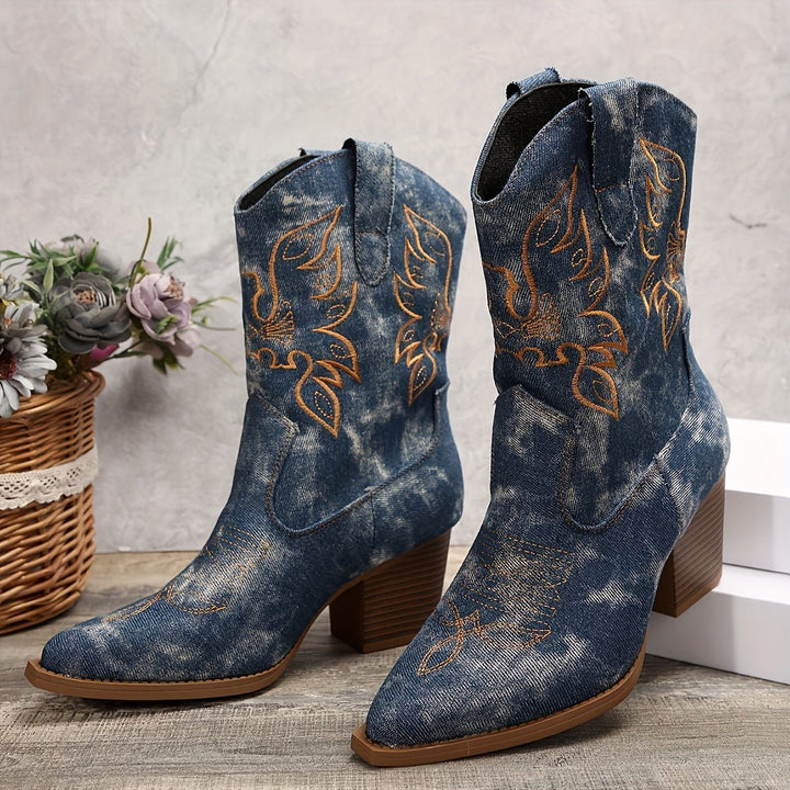 Emilia | Elegant cowboy boots with floral embroidery