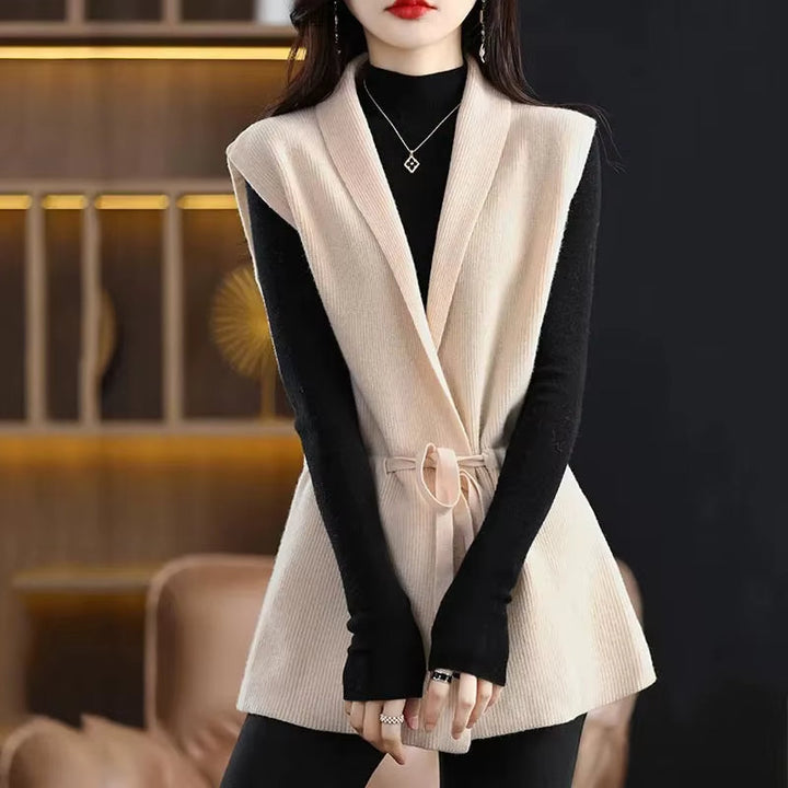 Charlotte | Elegant and Modern Women’s Merino Wool Vest