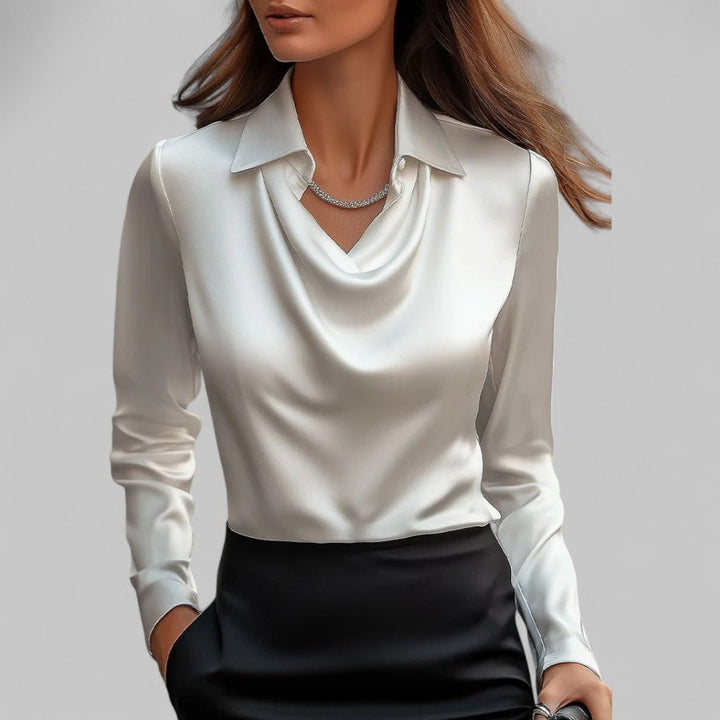 Andrea | Drapierte Bluse aus Satin – Elegantes Design
