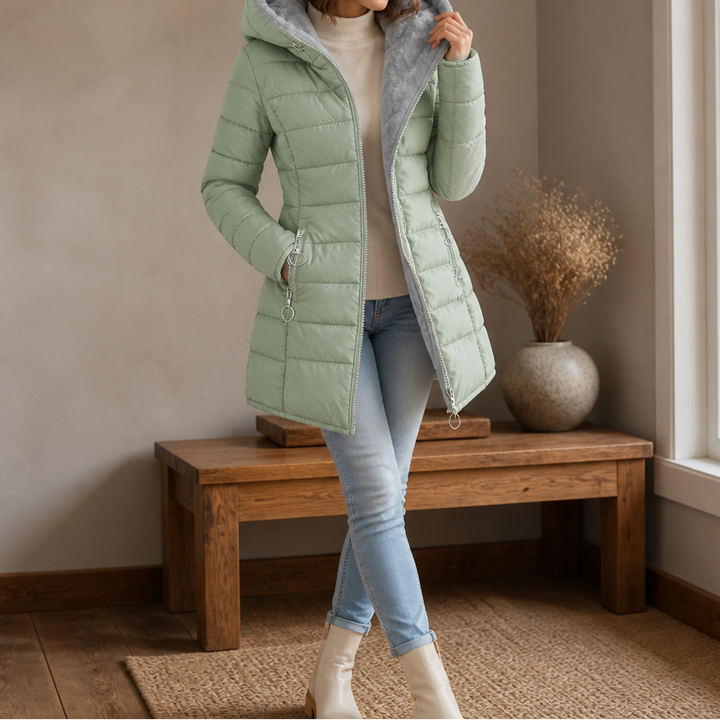 Wintervale | Plush-Lined Hooded Longline Puffer Coat – Warm und Chic für den Winter