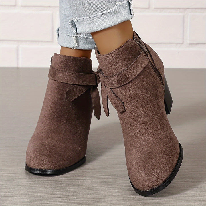 Lea | Elegant and Modern Ankle Boots with Bow Detail