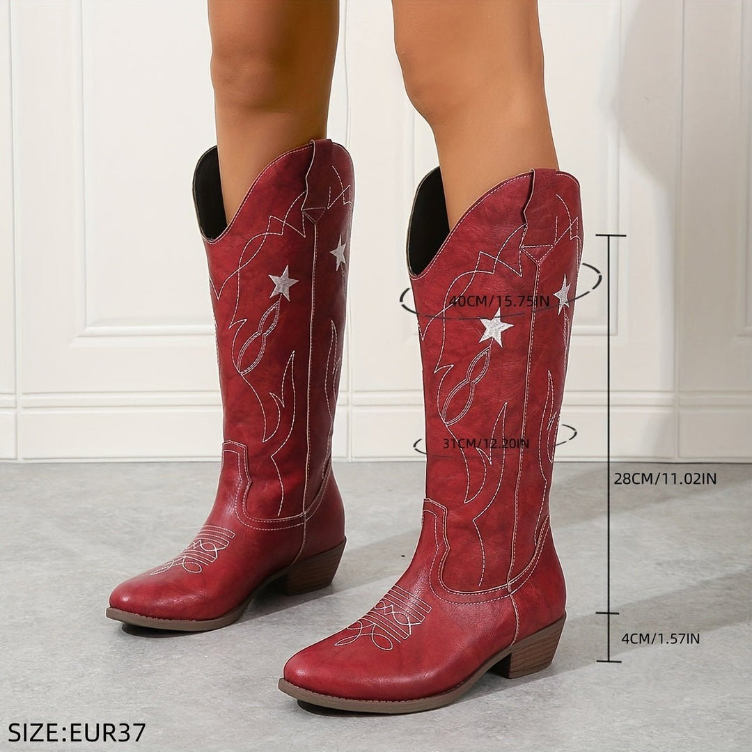 Klara | Striking cowboy boots with star and flame embroidery