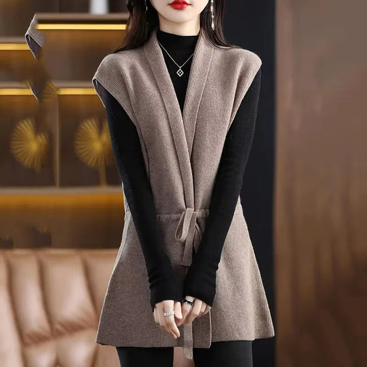 Charlotte | Elegant and Modern Women’s Merino Wool Vest