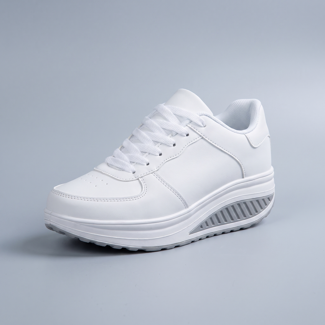 Chloe | Lace-Up Sneakers – Sportlicher Komfort für jeden Tag
