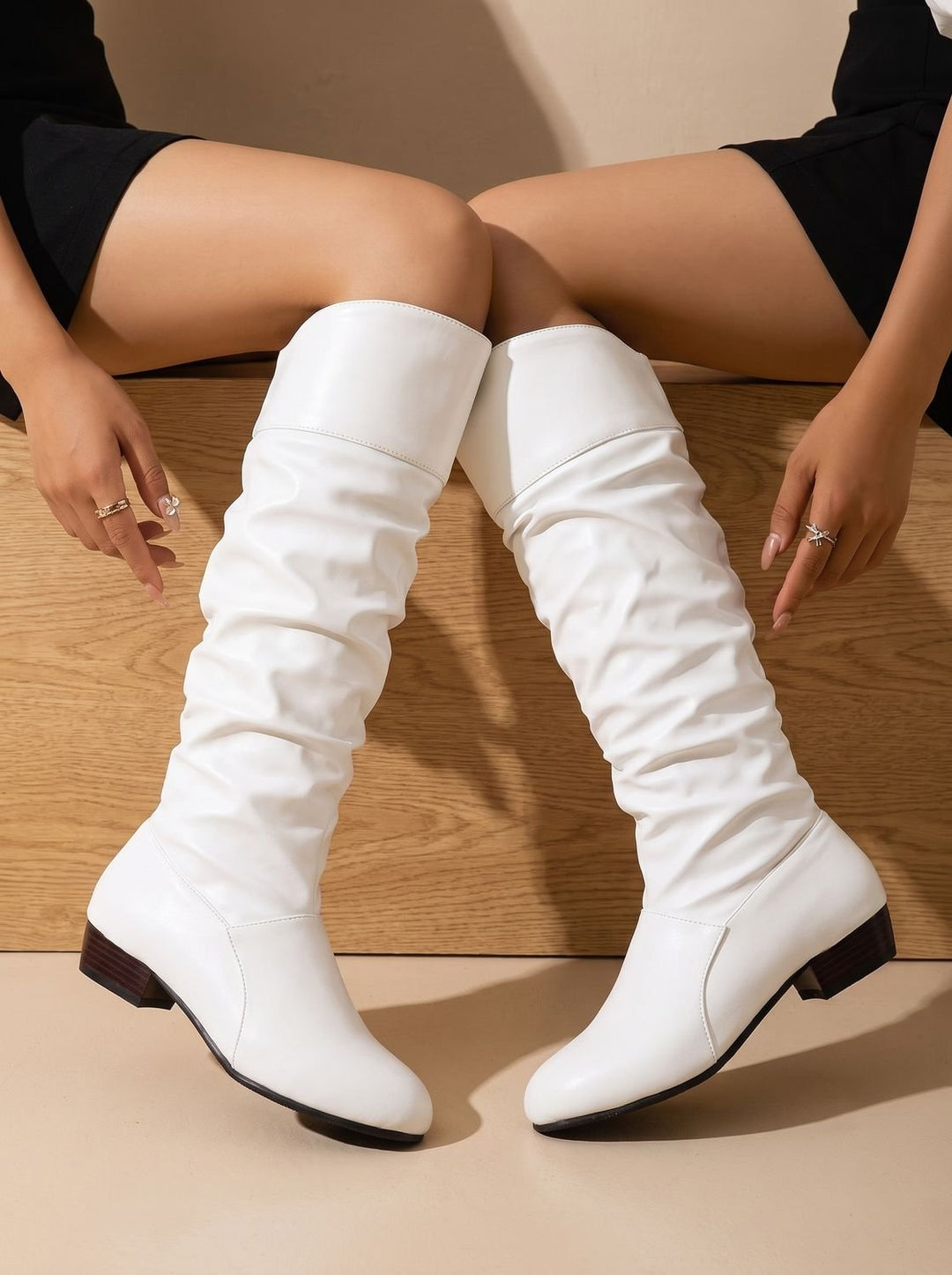 Aria | Kniehohe Stiefel – Slouchy Design für Frauen