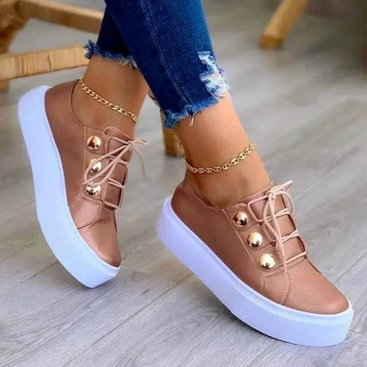 Victoria | Orthopedic and Stylish Platform Sneakers