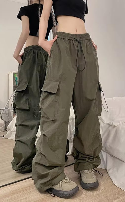 Laura | Modern and Comfortable Wide-Leg Cargo Pants