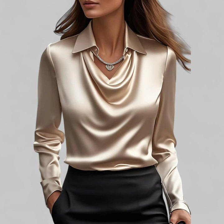 Andrea | Drapierte Bluse aus Satin – Elegantes Design