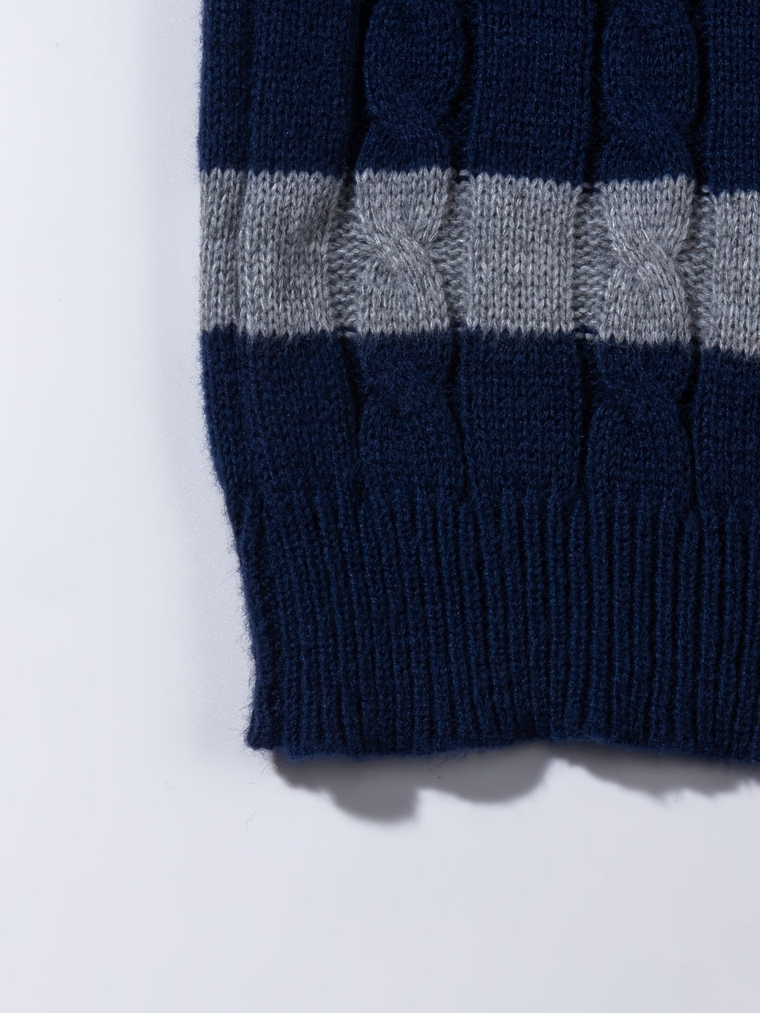 Nolan | Textured Cable-Knit Sweater – Timeless Look for Men