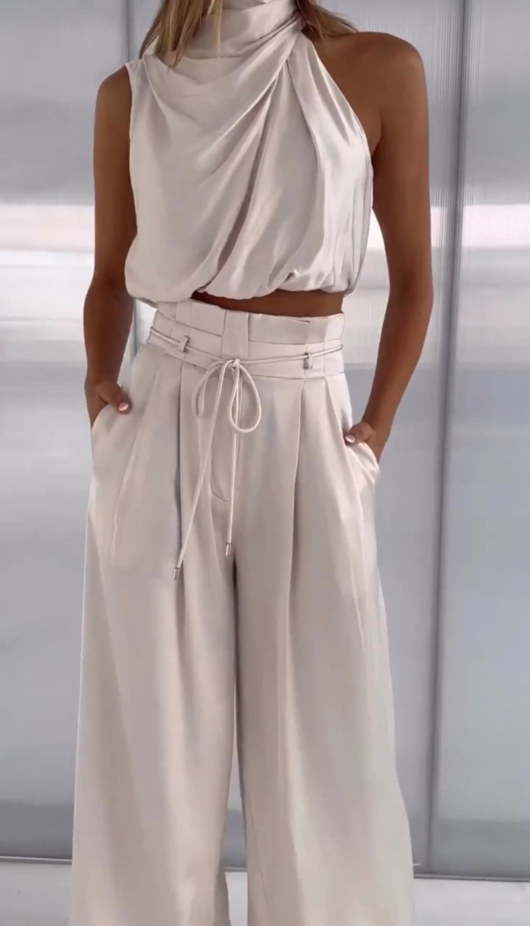 Anke | Elegant and Polished Two-Piece Set with a Slim-Fit Design