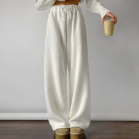 Clara | Wide-leg women’s fleece pants for stylish, cozy comfort