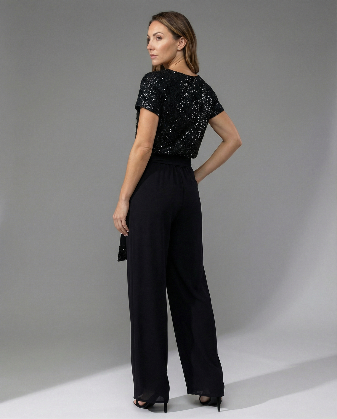 Alyssa | Eleganter Damen-Jumpsuit mit Pailletten für besondere Anlässe 2