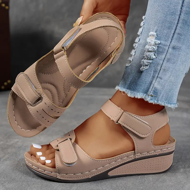 Amelia | Elegante und stilvolle Keilabsatz Sandalen 5