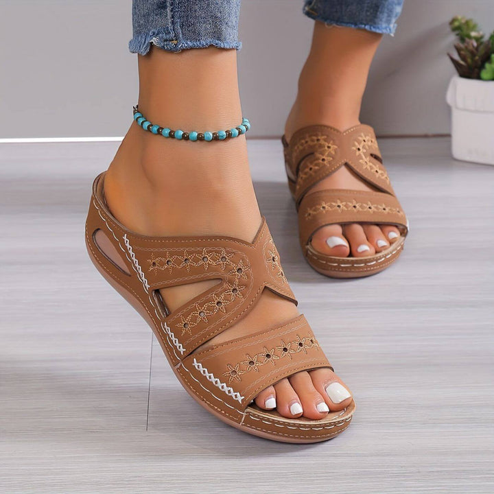 Ava | Bequeme und rutschfeste Damen Sommersandalen 6