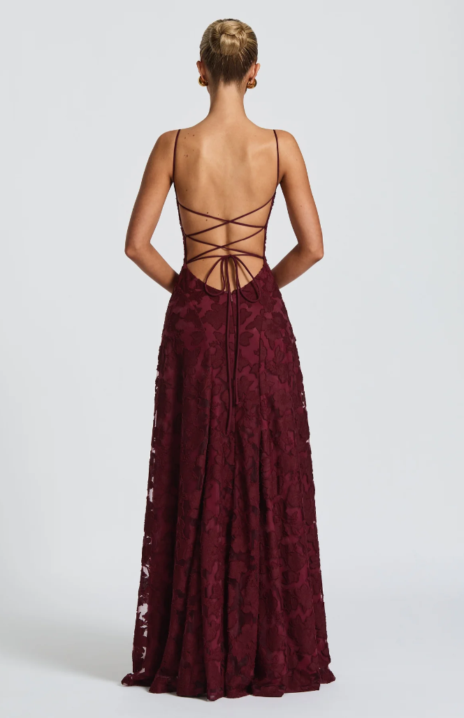 Ava | Figurbetontes & glamouröses langes Kleid 2