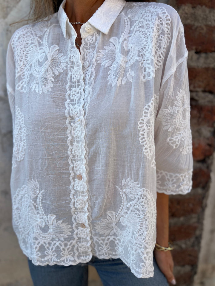 Beltz | Elegante, Bestickte &amp; Vielseitige Bluse mit Spitzeneinsätzen 2