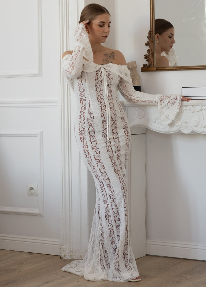 Celeste | Elegantes Spitzen-Maxikleid für Damen 0
