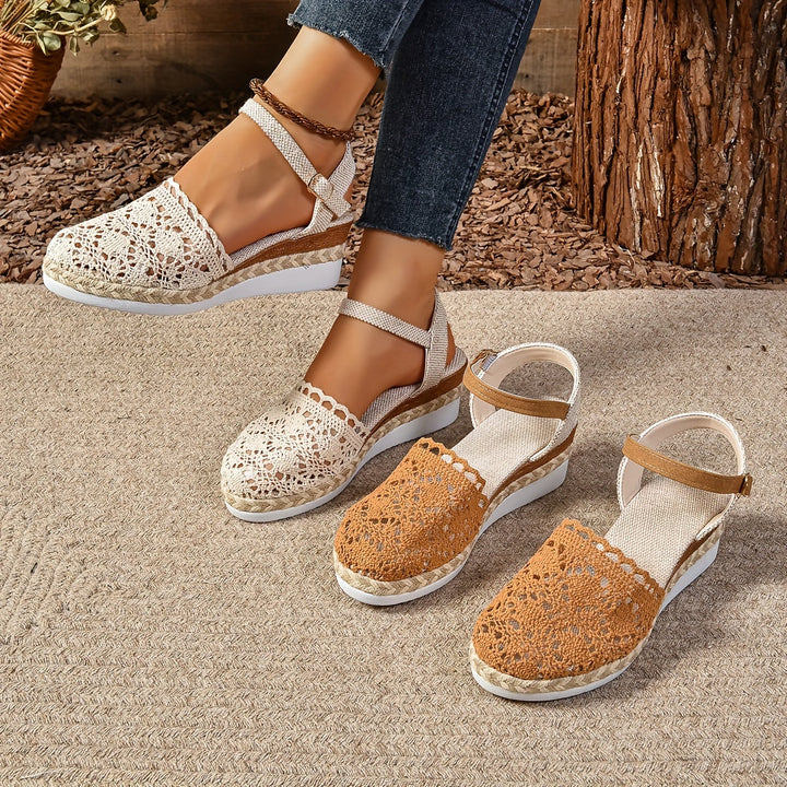 Celestina | Bequeme und stilvolle orthopädische Keilsandalen 4