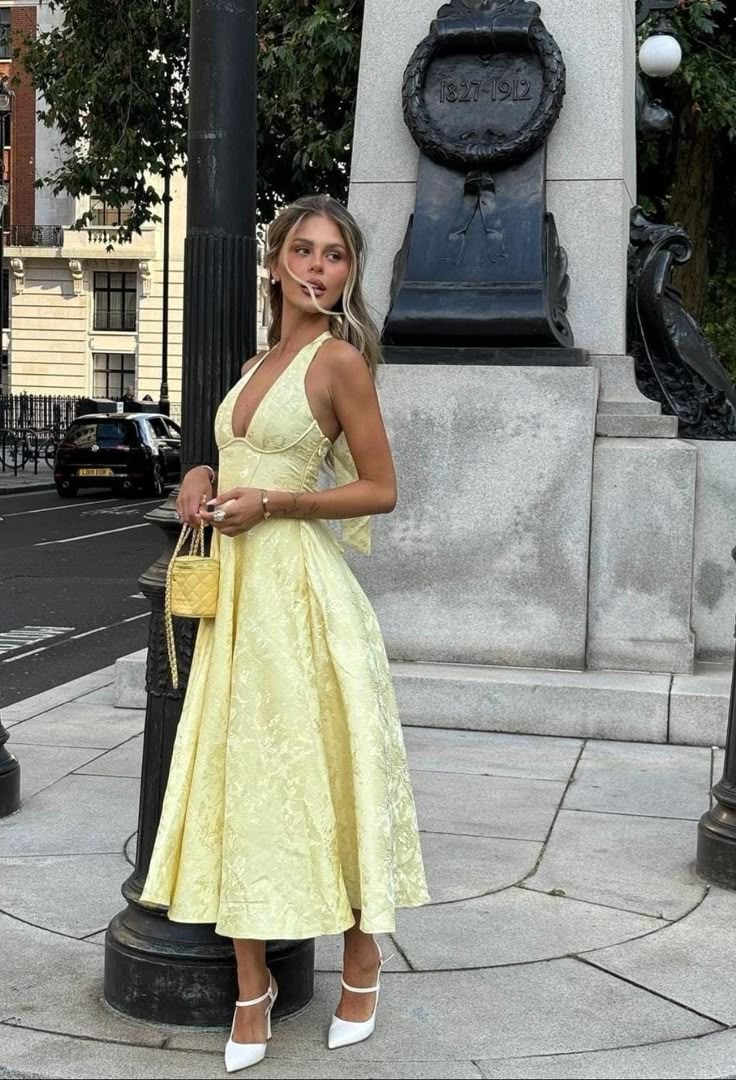 Celia | Damenkleid Hochzeitsgast Elegant V-Ausschnitt Festlich Fließend 2