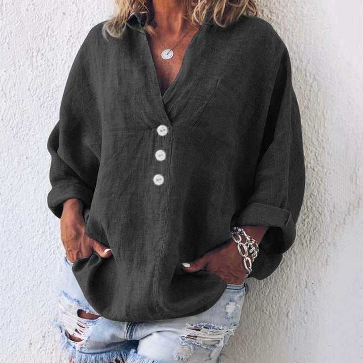 Celia | Elegante, Übergroße V-Ausschnitt Bluse für Damen 2
