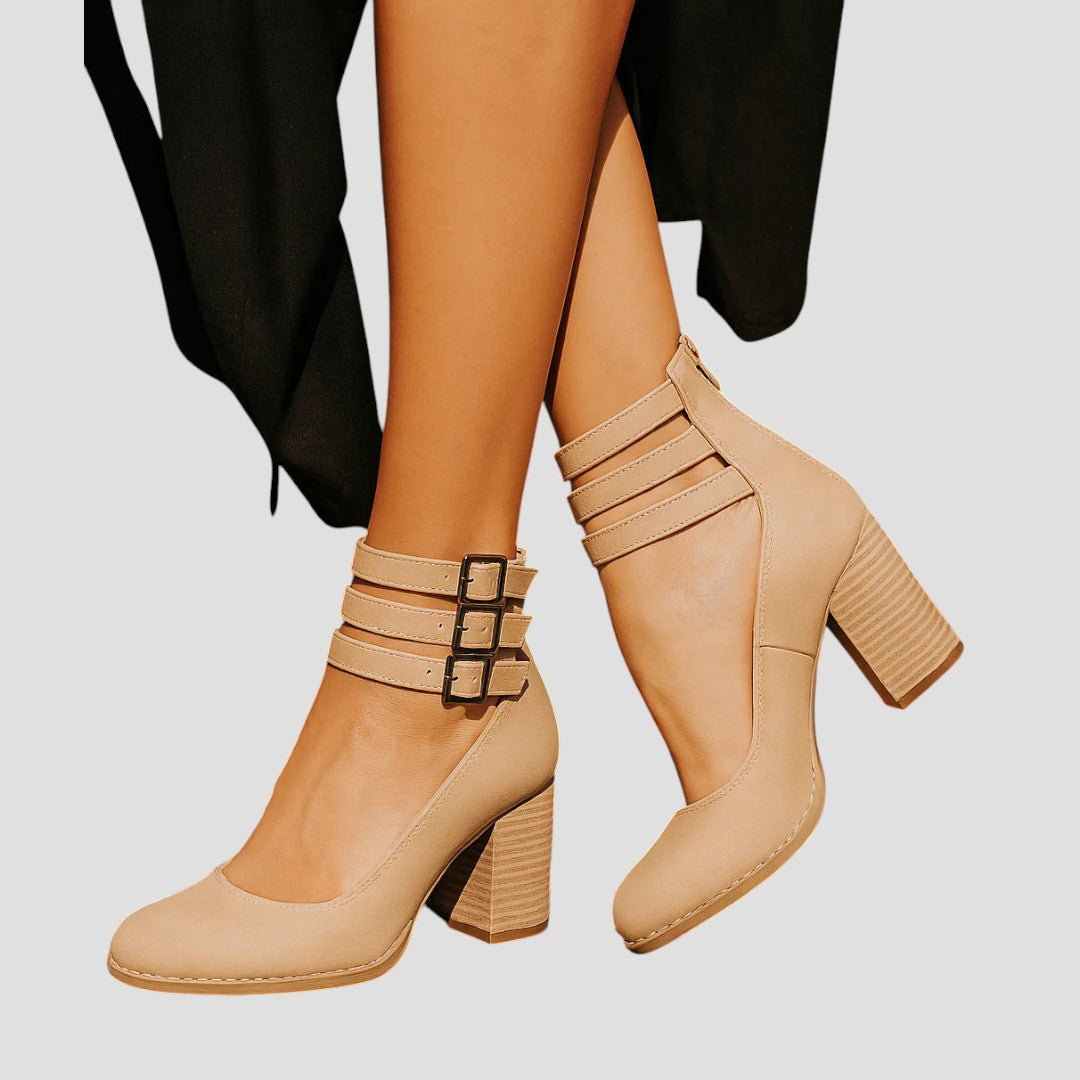 Christine | Bequeme Stiefeletten mit doppeltem Riemen und Blockabsatz 7