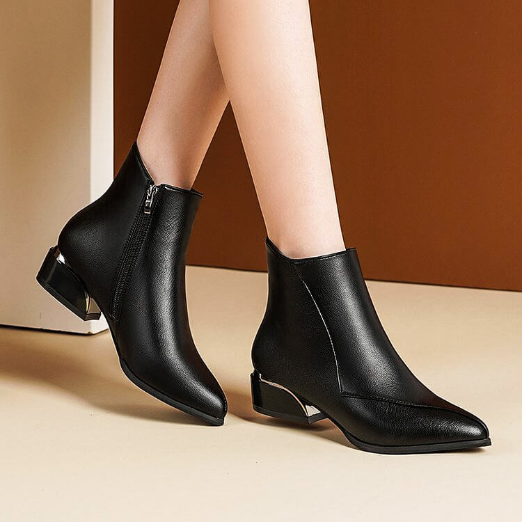 Clara | Elegante und stilvolle Damen-Stiefeletten mit niedrigem Absatz 4